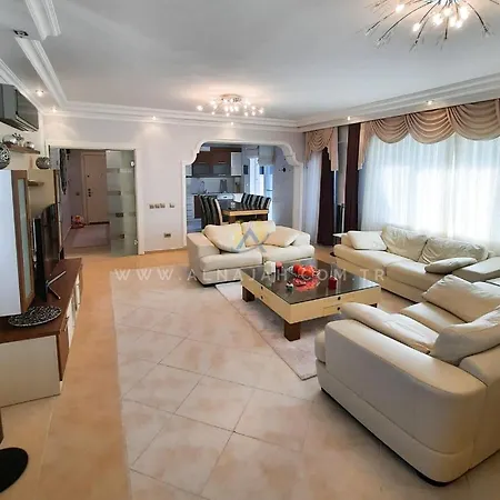 Luxury For Rent דירה *